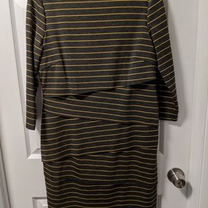 Tahari 3/4 length sleeve tiered dress